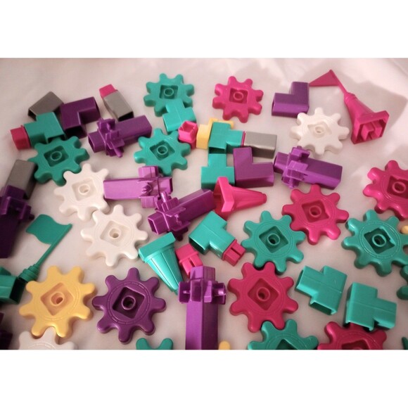 Learning Resources GEARS GEARS GEARS - 65pc STEM Set - Open Box - No Instuctions - Picture 2 of 4